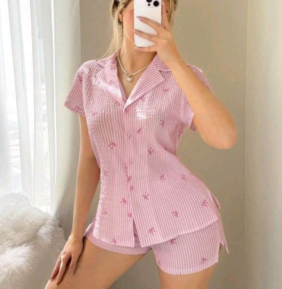 2pcs/Set Pink Cute Striped Bow Print Outfit, For Indoor And Outdoor Wear - Picture 1 of 4